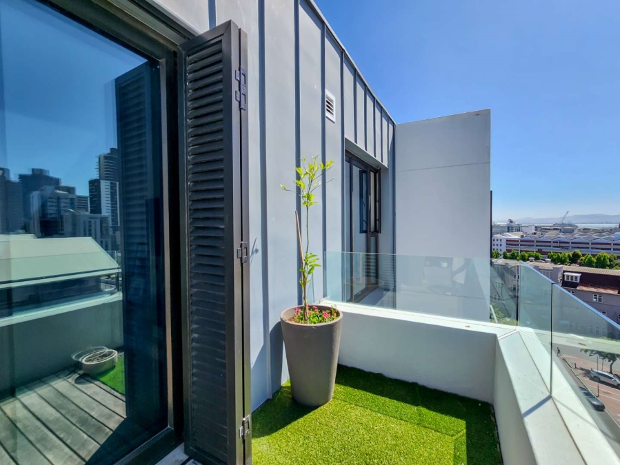 1 Bedroom Property for Sale in De Waterkant Western Cape